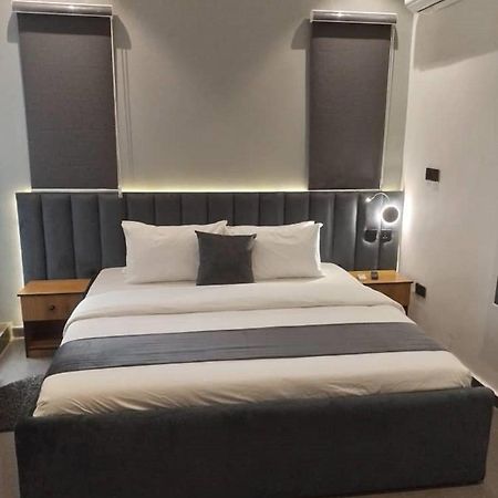 The Grid Residence Ikeja Extérieur photo